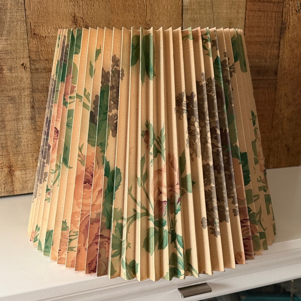Vintage Floral Pleated Accordian Lamp Shade Cottagecore